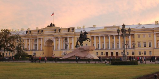 Региональные парламенты отменяют территориальные запреты на проведение публичных акций