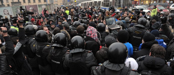 За разгоном митинга на Триумфальной площади последовали аресты